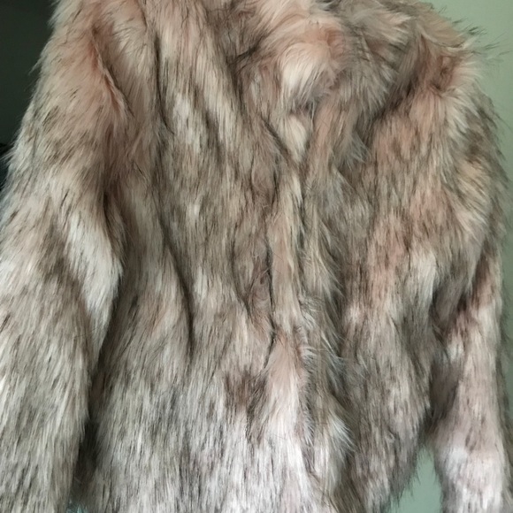 fernanda fur coat